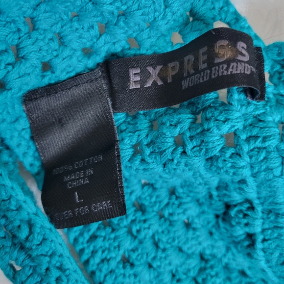 Express Crochet Top - Picture 3 of 4